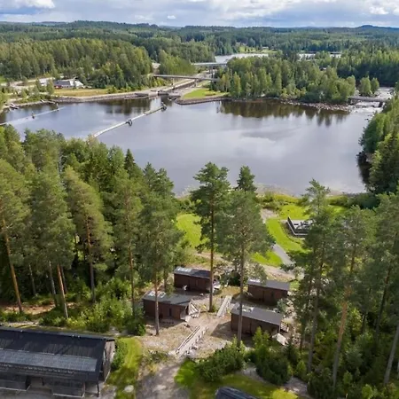 Beautiful Lakeside Panorama With Own Jacuzzi